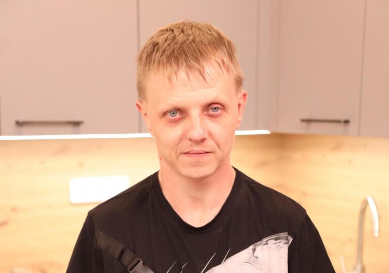 Tento týden v Prostřeno!: Uříznutý prst, v jiné reality show za idiota, neznalost rybízu a přepočítávání dětí