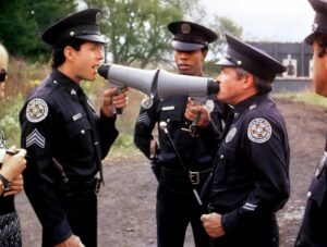 Steve Guttenberg ve filmu Policejní akademie 4, FOTO: Warner Bros. Pictures / distr. TV Nova