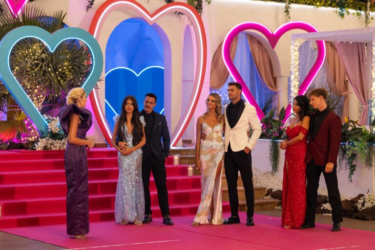 Láska nebo peníze? Vítěz letošní řady Love Island čelil těžké volbě. Diváky čeká další show
