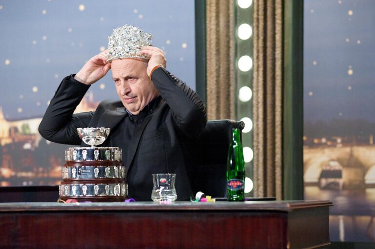 Jan Kraus slaví 72. narozeniny: Čtvrt století talkshow a ostrovtip, který rozděluje diváky