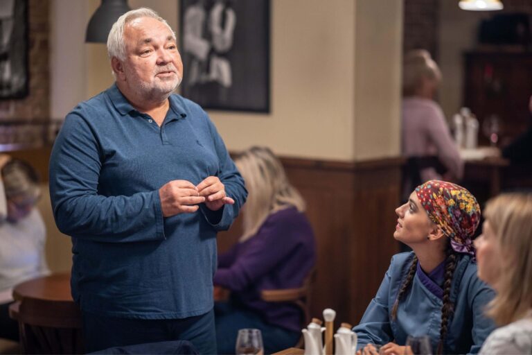 Lumír Nykl z Ulice má za sebou již nespočet žádostí o ruku: Nezdolný romantik opět poklekne na koleno