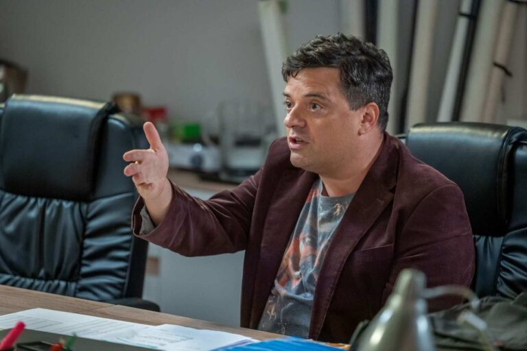 Středeční Ulice: Zákeřná ředitelka a naivní zástupce a Jirka dostane “za uši”