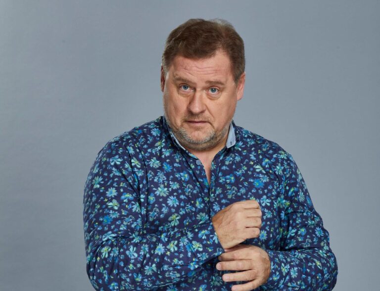 Návrat do Ulice: Václav Kopta alias Rudolf Hložánek se těší na svého bratra. Copak asi vyvedou