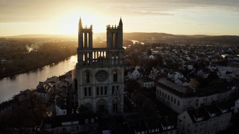 Co odhalil požár katedrály Notre-Dame a jak probíhala rekonstrukce? Po pěti letech se opět otevře veřejnosti