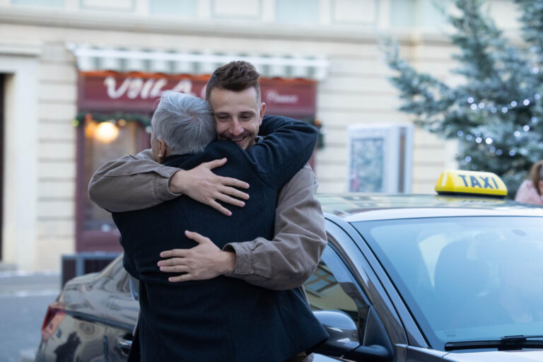 Zákulisí natáčení speciálního dílu Ulice: Dojemná shledání, 20kg salátu, 8g řízků a iluze Vánoc v říjnu