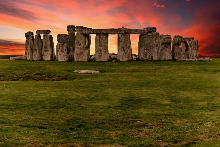 Stonehenge jako komunitní centrum: Archeologové tvrdí, že rozlouskli 4500 let starou záhadu