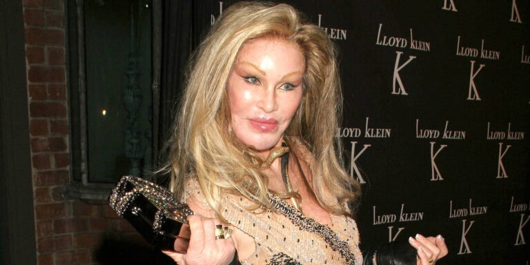 Jocelyn Wildenstein: Kdysi krásná žena, která se proměnila v „kočičí“ ženu již není mezi námi. Plastiky celý život popírala