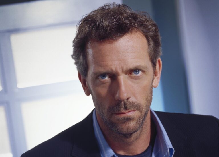 Hugh Laurie na sklonku kariéry? Legendární Dr. House bojuje s depresemi a skutečným kulháním