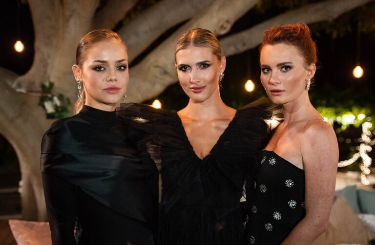 Bachelor: Ani vášnivé polibky ji nezachránily. Jan poslal domů jednu ženu z tria Eva, Sabina a Mary