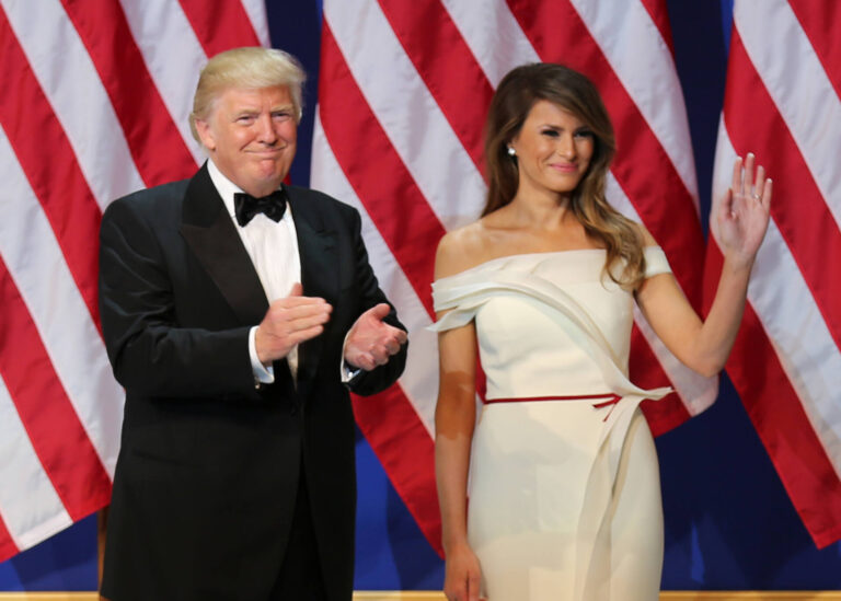 Melania a Donald Trumpovi slaví 20. výročí svatby. Jejich manželství přežilo politické bouře i skandály