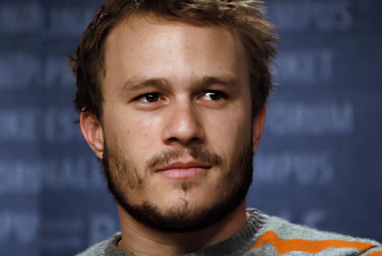 Sedmnáct let od úmrtí Heatha Ledgera: Mnozí si mylně myslí, že spáchal sebevraždu. Jeho dcera je dnes jeho kopií