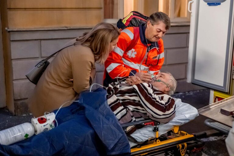 Ulice: Divoký start u týdne u Martiny i jejích blízkých. Zasahovat bude i záchranka
