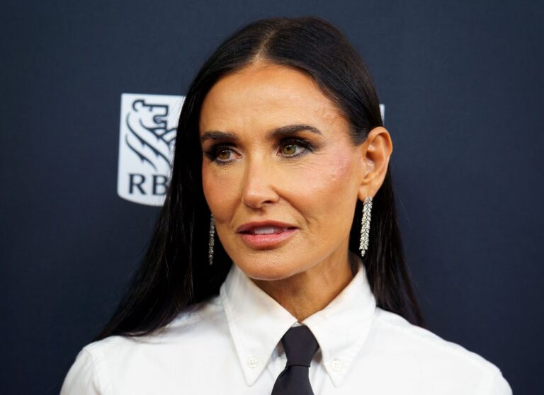 Demi Moore si po Ashtonu Kutcherovi brousí zuby na dalšího hollywoodského zajíčka – Spidermana Andrewa Garfielda