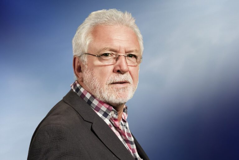 Jaromír Hanzlík slaví 77: herectví se učil za pochodu, DAMU odmítl a s Kolářovou tvořil nezapomenutelný tandem