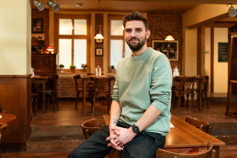 Ulice a další návrat po letech: Miki se vrací a opět je na lovu další krásky…