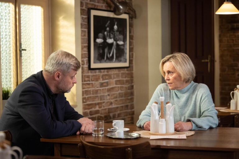 Ulice v tomto týdnu: Ledová sprcha od Luďka, požár, smlouva, zásnuby, Igorovo prozrazení a Soňa hne žlučí Dvořákovým