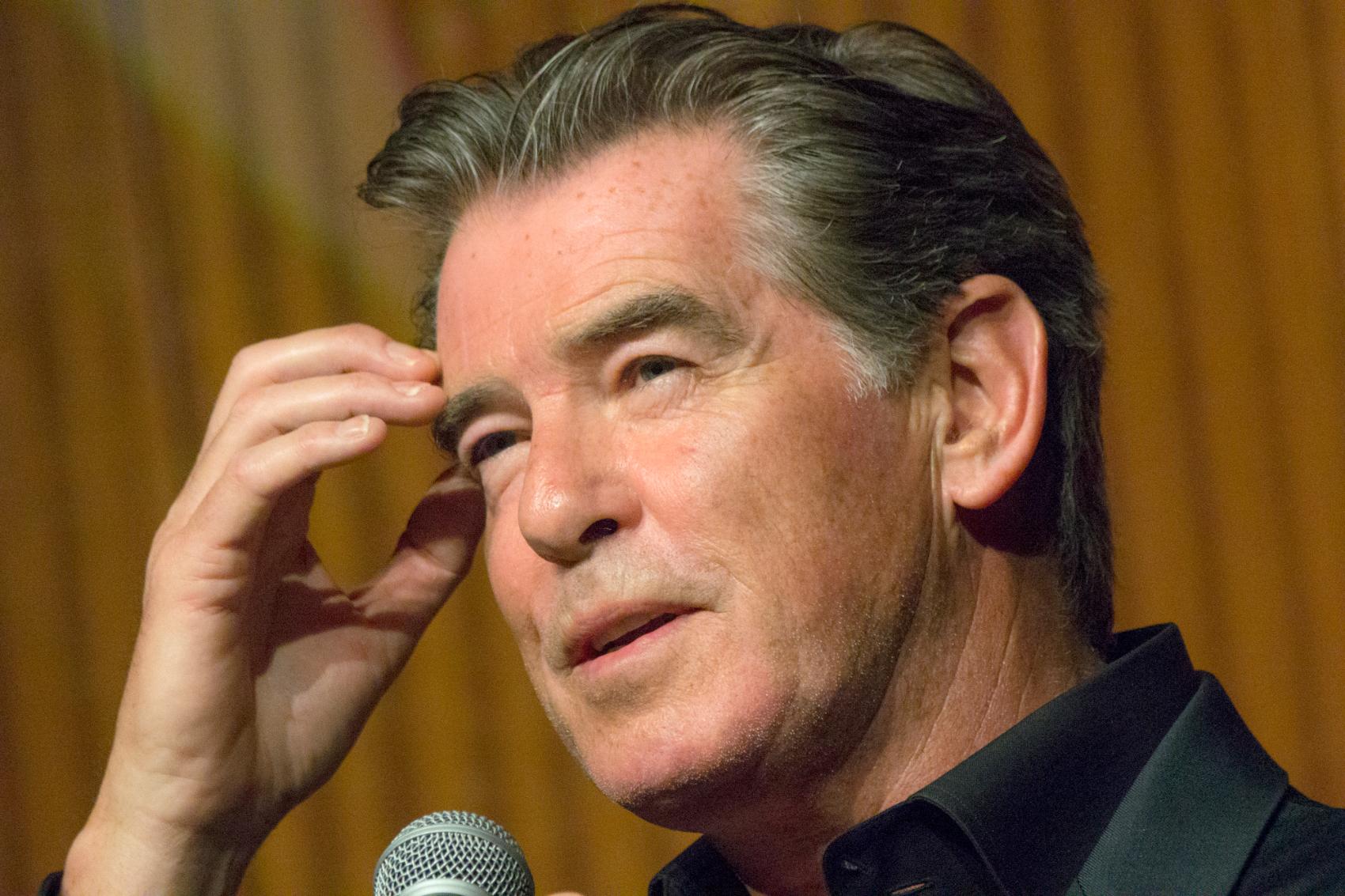 Pierce Brosnan v roce 2017, FOTO: LBJ Library from Austin, Public domain, via Wikimedia Commons