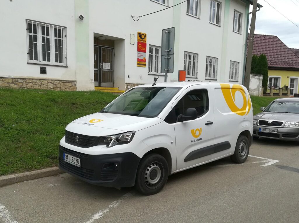 Ilustrační foto, FOTO: <a href="https://commons.wikimedia.org/wiki/File:Hru%C5%A1ovany_u_Brna_-_auto_%C4%8Cesk%C3%A1_po%C5%A1ta,_2021-08,_obr01.jpg">Roman Mifek</a>, <a href="https://creativecommons.org/licenses/by-sa/4.0">CC BY-SA 4.0</a>, via Wikimedia Commons