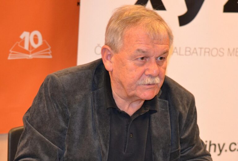 Karel Šíp vybuchl kvůli genderové rovnosti. Drsná slova divákům, co mu vyčítají málo žen ve Všechnopárty