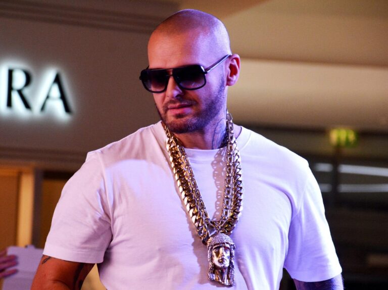 Kontroverzní Rytmus – mlčeti zlato? Dělá si srandu z války na Ukrajině: „Jdu bojovat do první linie,“ hlásá