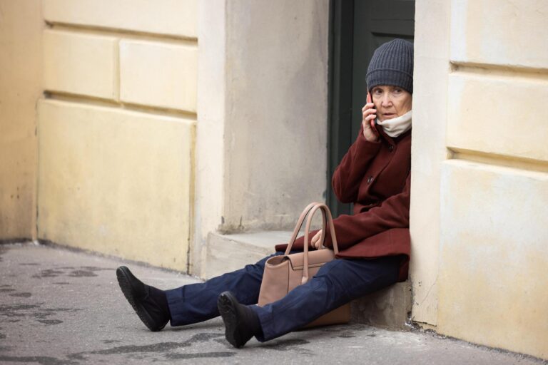 Ulice: Věrka Marečková jako tajný agent na stopě tajemství Alžběty Mochové