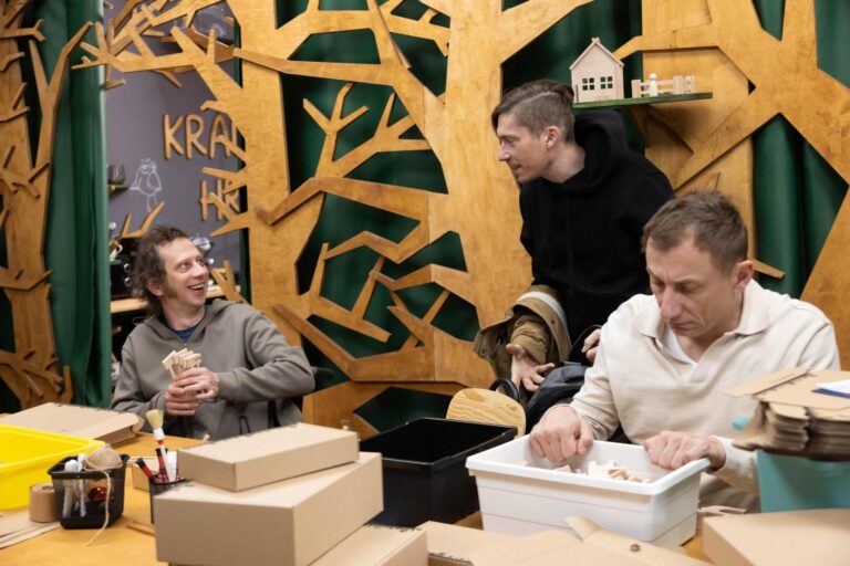 Středeční Ulice: Pokus o smíření, porod a úvaha o rezignaci