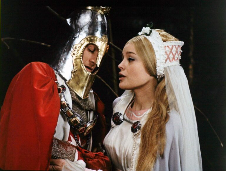 Princ Bajaja: Cirkusový kůň, předabování postav a jedna princezna místo tří