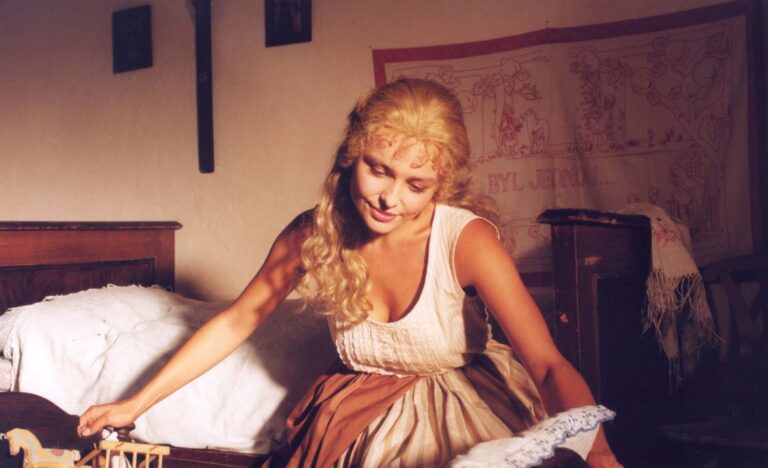 Princezna ze mlejna: Představitelka Elišky u herectví zůstala, soukromí si střeží a děti jí osud nedopřál