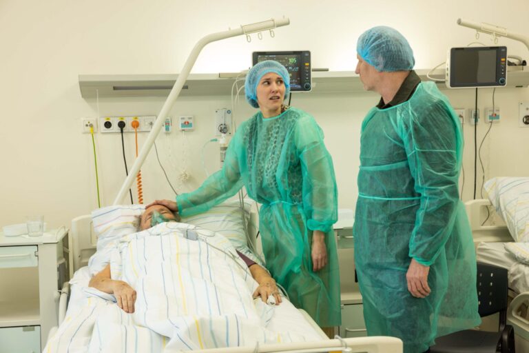 Adriana má za sebou drogy, dluhy i podvody. Teď se vrací do Ulice a čelí další zkoušce