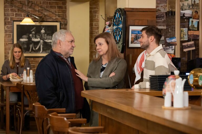 Pondělní Ulice: Velikonoční pomlázka, naštvaný Lumír a Anežka svůj útěk završí trapasem