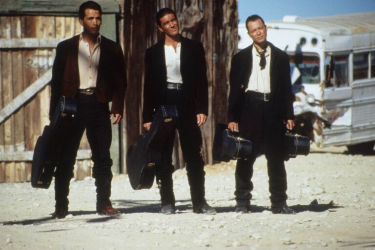 Desperado: Financování režisérského snu díky testování neschváleného léku, chemie na place a zájem o roli Caroline