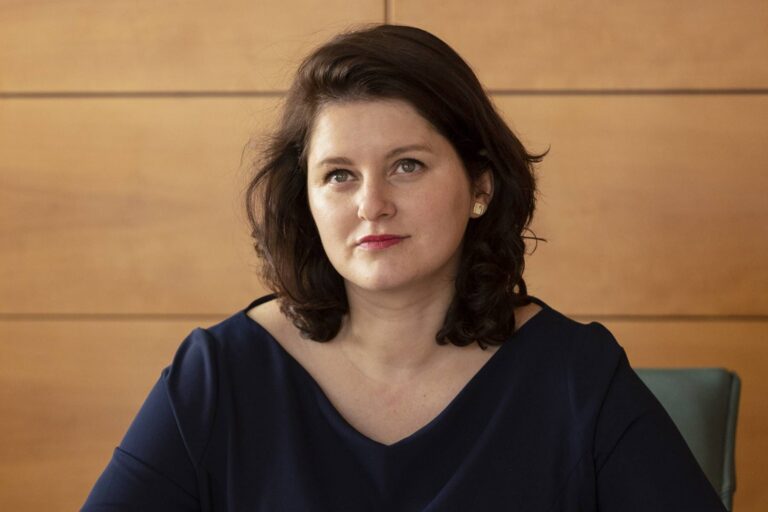 Maláčová otevřeně o rakovině: Pracovat budu dál. Nejtěžší to bylo říct synovi, nemoc mu zabila učitelku