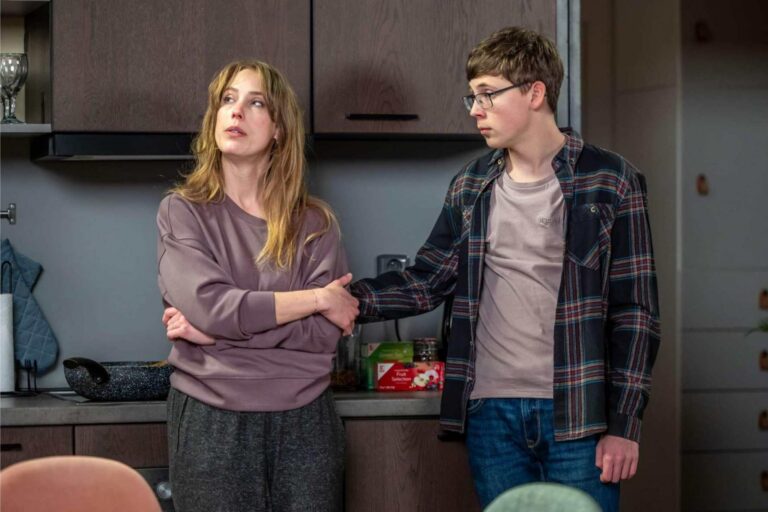 Úterní Ulice: Ostrá hádka, Sára v maléru a další podraz od Soni