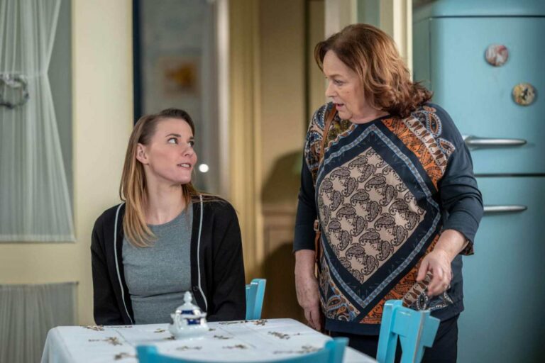 Čtvrteční Ulice: Nabídka na sestěhování, Mariin tajný plán a trapas