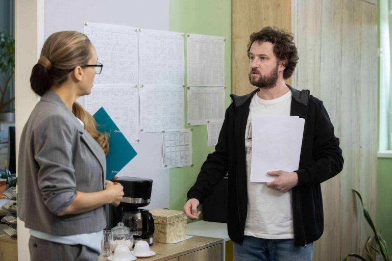 Ulice: Sonin podvod odhalen. Teď záleží, jak s důkazy Magda a Eddie naloží