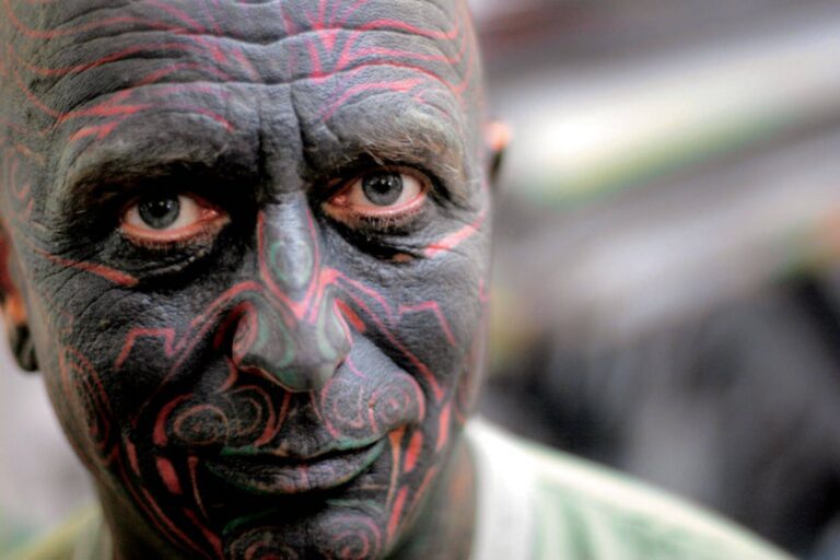 Chtěl být prvním prezidentem s potetovanou tváří. Vladimír Franz slaví 66, právo vyměnil za umění a pedagogiku