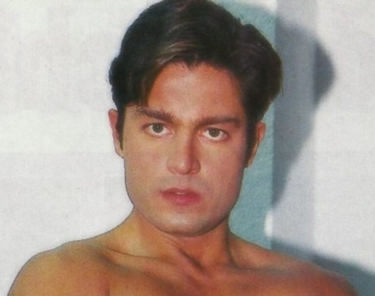 Fernando Colunga (59) alias José Armando z Esmeraldy: Žádný děda, ale muž v nejlepších letech. Jeho věk by mu nikdo nehádal