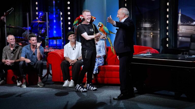Show Jana Krause: Máma slaví 27 let, o meditaci s vyšším já a papoušek Karel žije jako šéf v kanclu