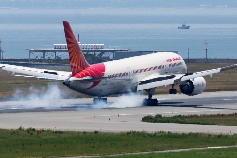 Otřesená šéfka Miss ČR Taťána Makarenko: Letěla s Air India stejným typem Boeingu, jenž se o týden později zřítil