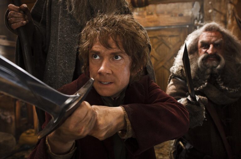 Hobit: Šmakova dračí poušť: Ve filmu si zahrál i Tolkien, miliardový úspěch a filmový Šmak sedmkrát větší než ten knižní