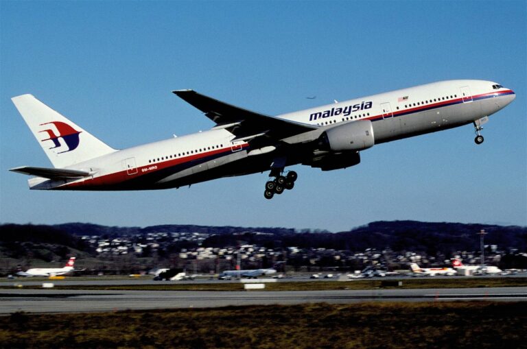 Záhada letu MH370 trvá i po 11 letech: Obří Boeing zmizel beze stopy a dodnes se neví proč