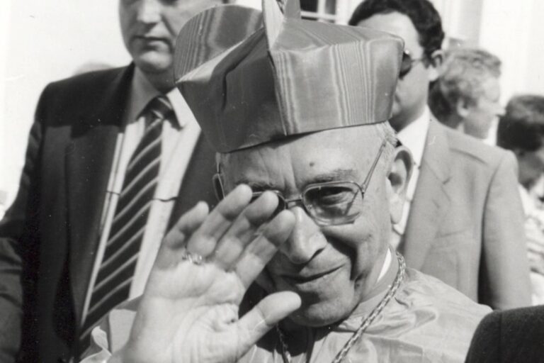 Velehrad 1985: Jak se z pouti stala největší facka komunistům. Estébáci se prozradili tím, že neuměli zpívat hymnu