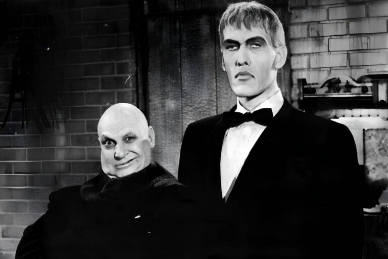 Ted Cassidy z Addamsovy rodiny měl hlas jako zvon a tělo obra. Slávu si užil krátce, zemřel mladý