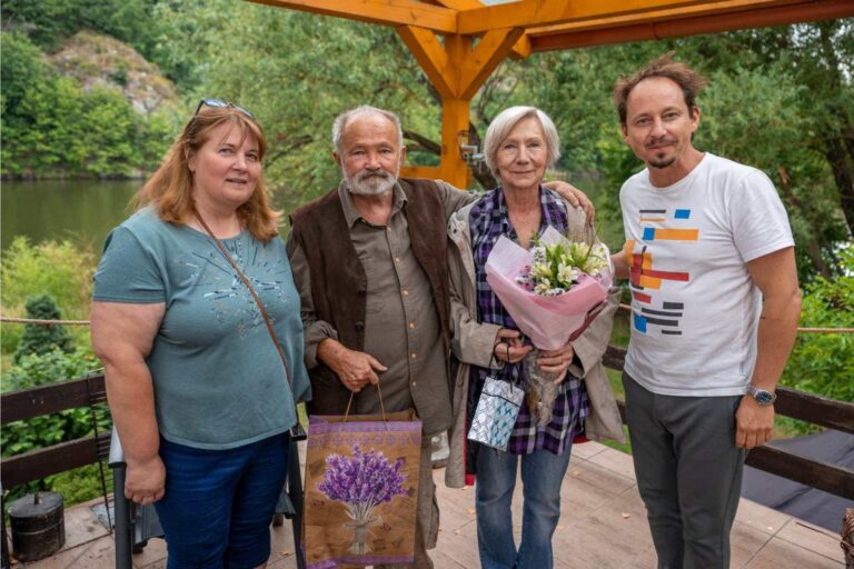 Ulice: Dojemné loučení překvapilo i představitele Vlasty Peška a Amálie