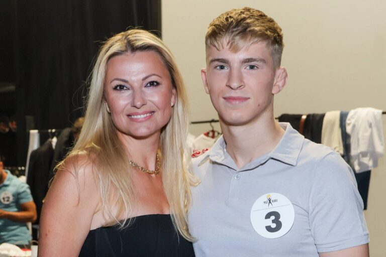 Jitka Kocurová vybírala nejkrásnějšího muže v ČR. Role v Účastnících zájezdu ji provází celý život. Ale na Pamelu slyší