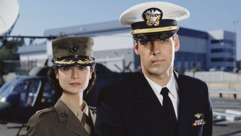 Mac ze seriálu JAG slaví 57: Catherine Bell žije se ženou, podniká a věří ve scientologii