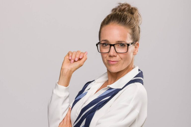 Lucie Vondráčková si v Libuši buduje své zelené panství: Tři domy, garáž jako z Bradavic a krb místo televize