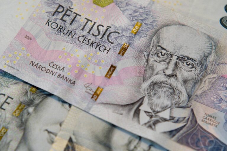 Důvody, proč bohatí lidé stále pracují, i když už nemusí: Někdy to dělají nevědomě, jindy ze zvyku, říká odborník