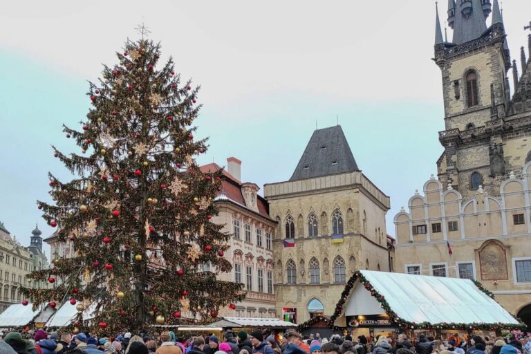Meteorologové zveřejnili první výhled počasí na zimu. Vánoce na blátě, Štědrý den je dnes o 10 stupňů teplejší než dřív