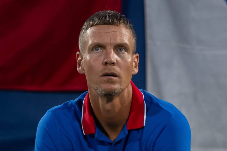 Tomáš Berdych slaví 40: Tenis vyměnil za modelku Ester, Monako a trenéřinu